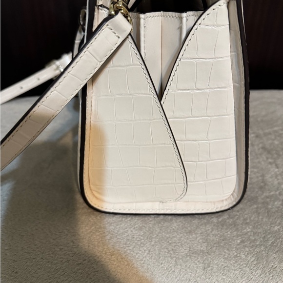 Michael Kors Zoe light cream Croc-Embossed Leather Satchel - Picture 5 of 10
